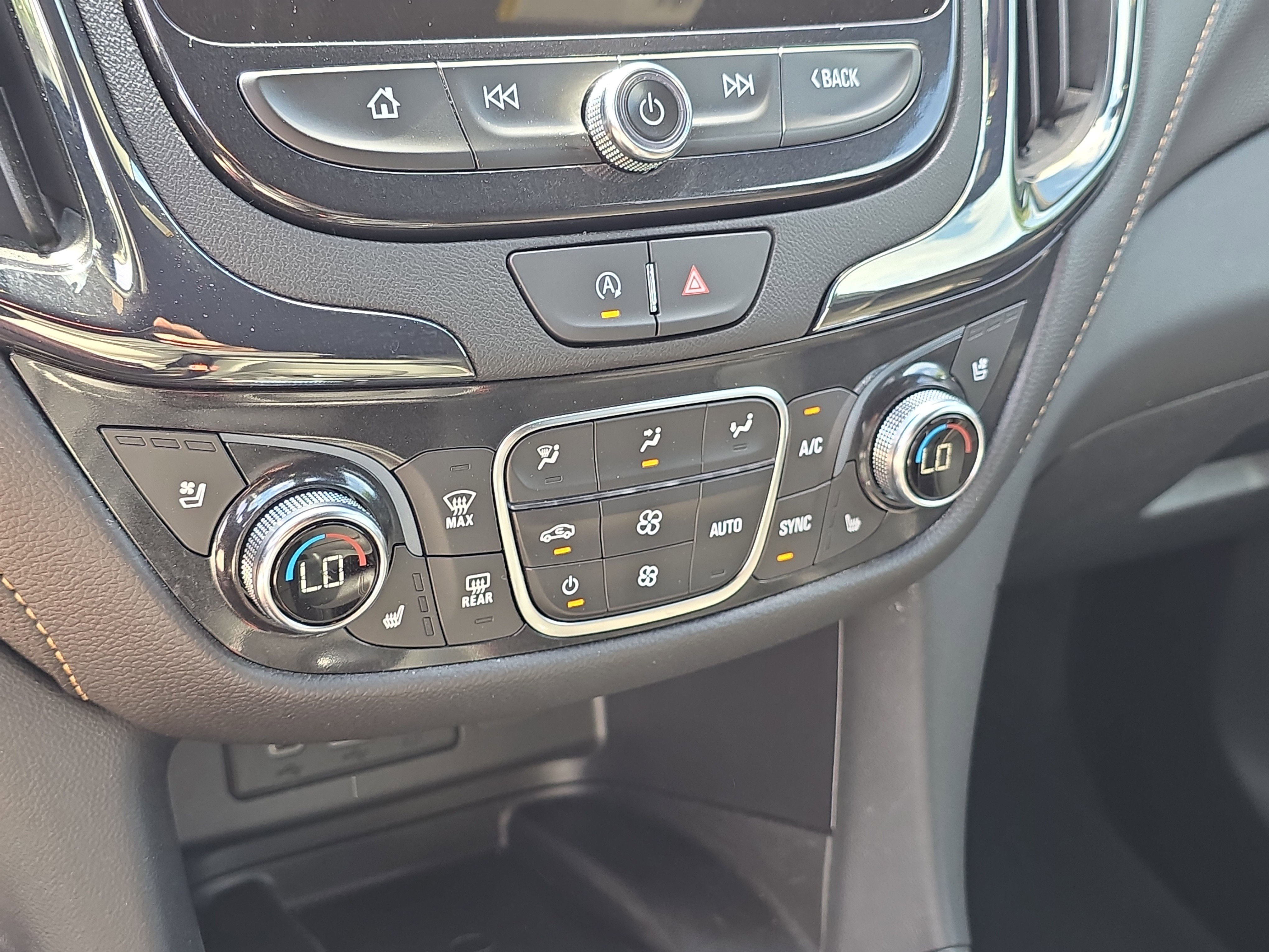 Used 2024 Sterling Gray Metallic Chevrolet Premier image 26