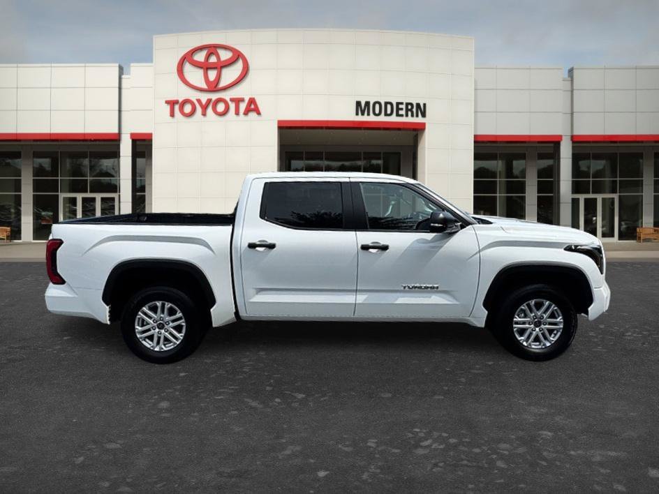 Used 2024 Ice Cap Toyota SR5 image 4