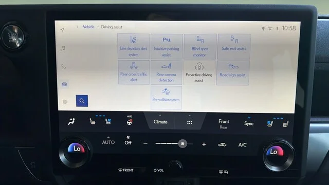 Used 2025 Mica Lexus 550 Luxury+ image 35