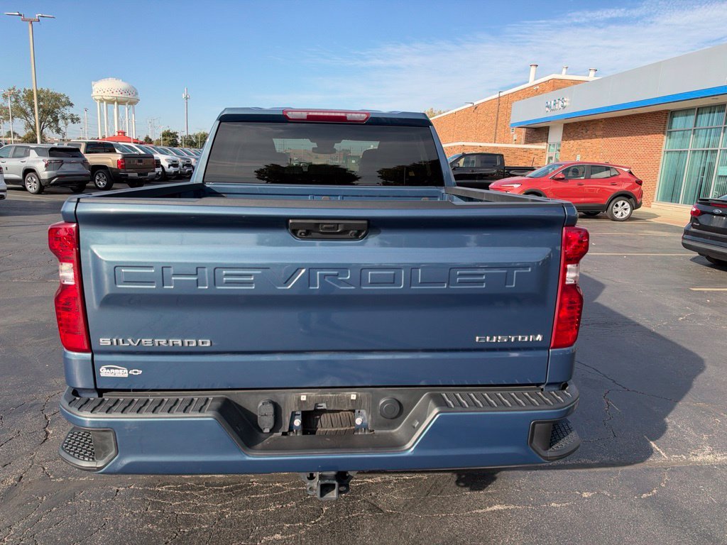 Used 2024 Blue Chevrolet Custom image 4