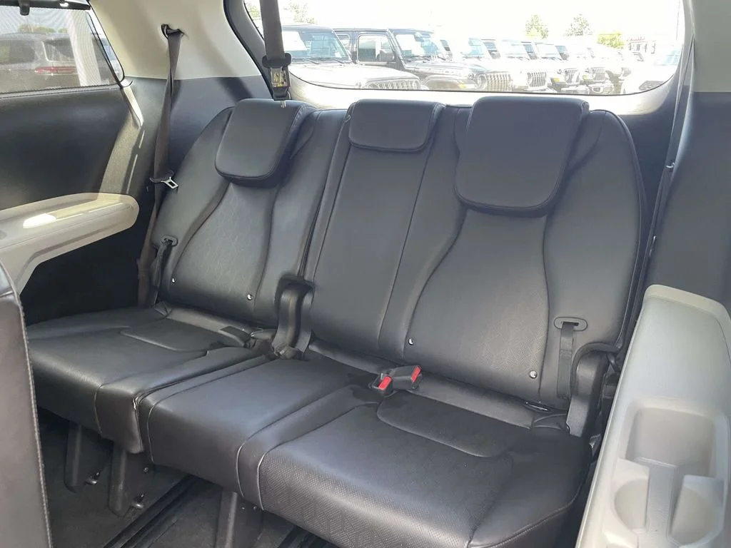 Used 2024 Black Kia EX image 19