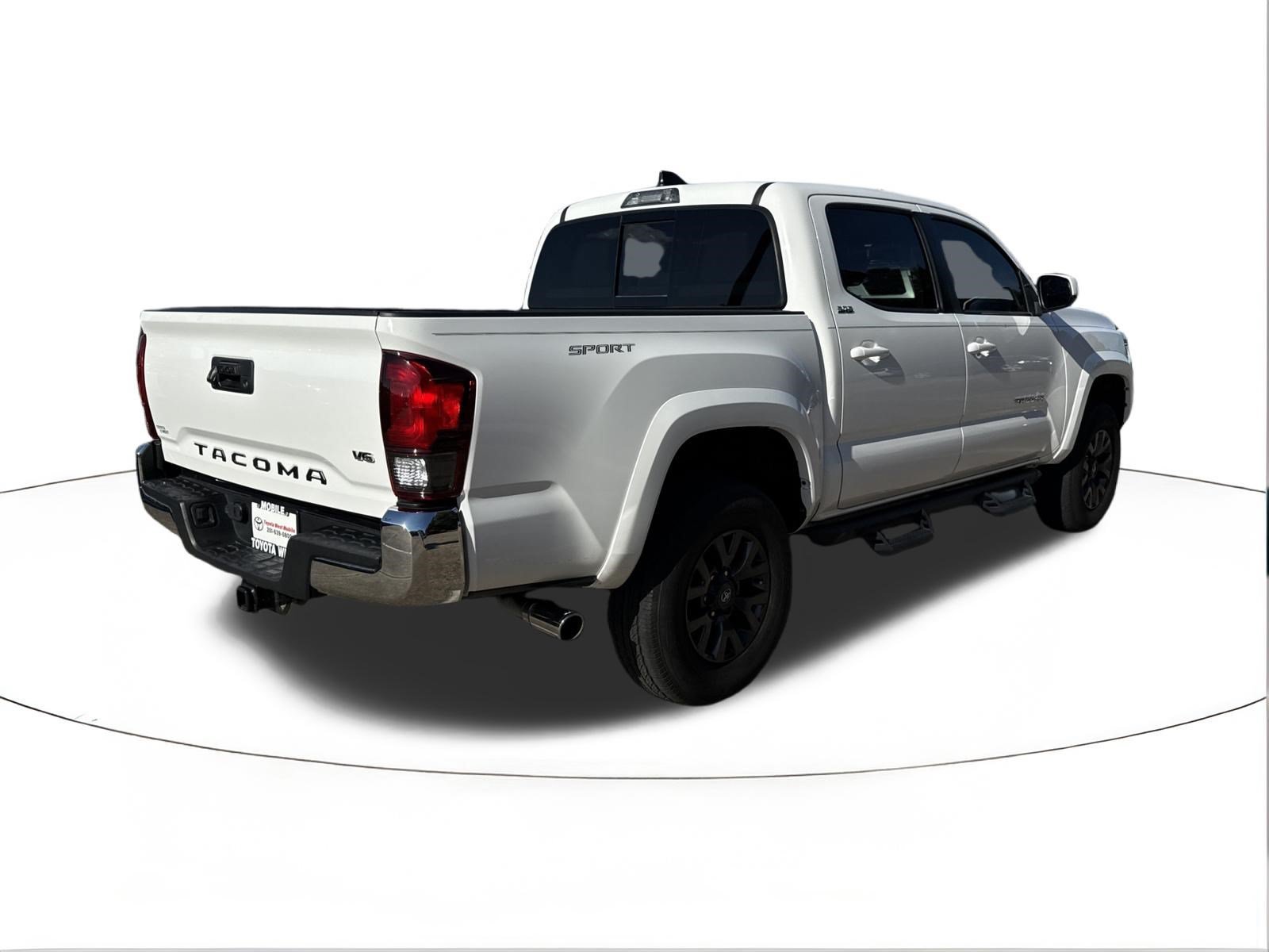Used 2023 Ice Cap Toyota SR5 image 3
