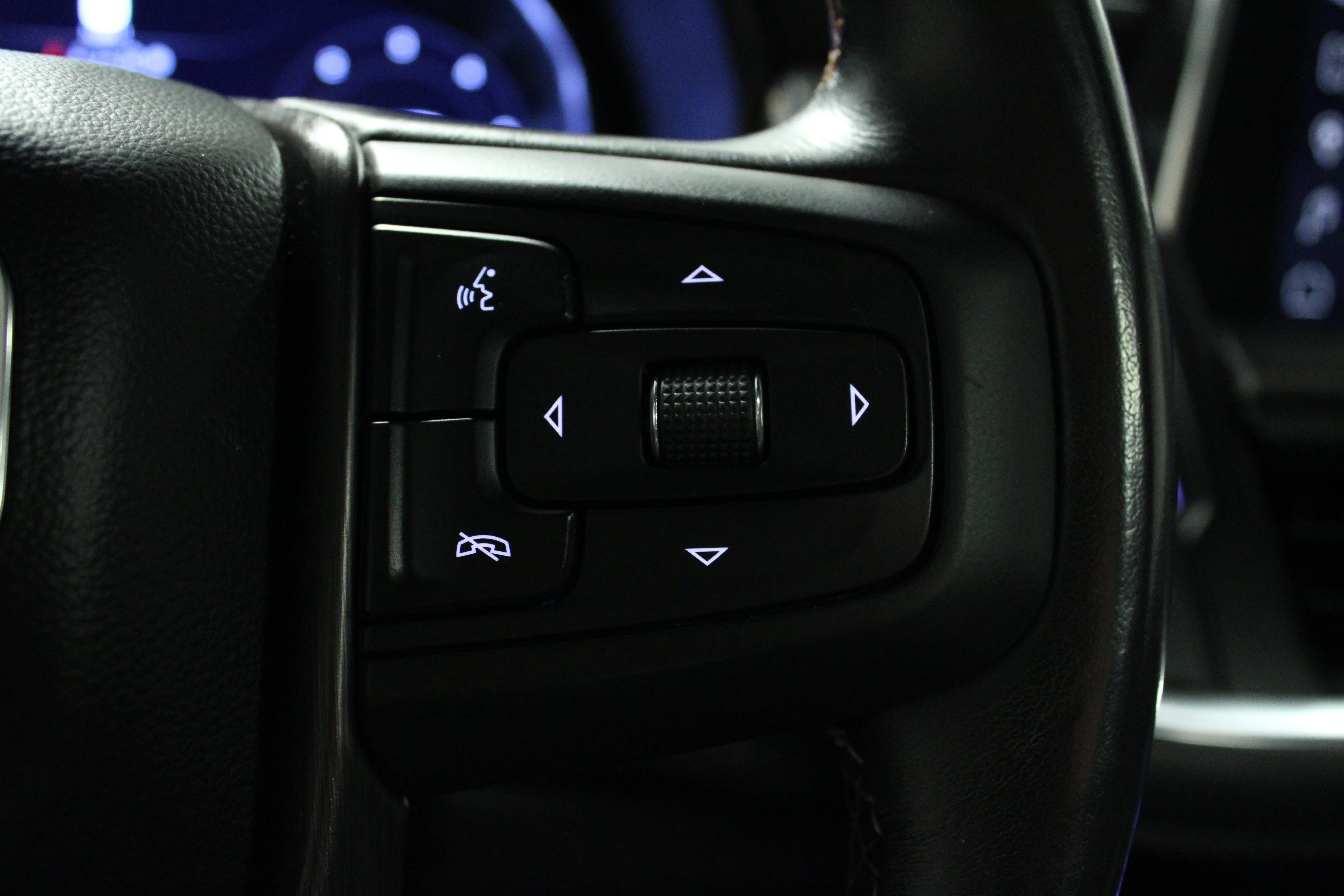 Used 2023 Onyx Black GMC AT4 image 15