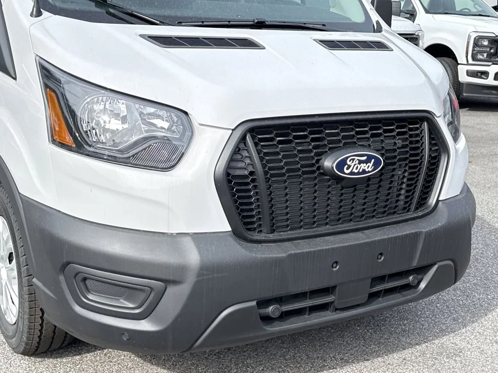 New 2026 White Ford XL image 8