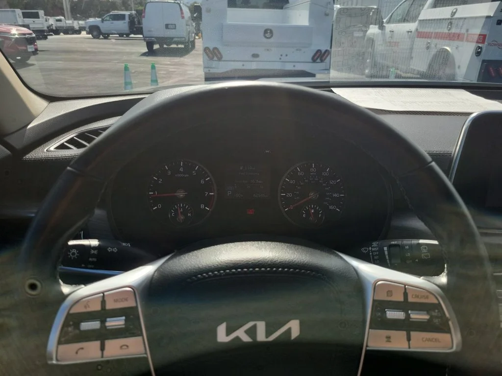 2022 Kia Telluride EX - Photo 11