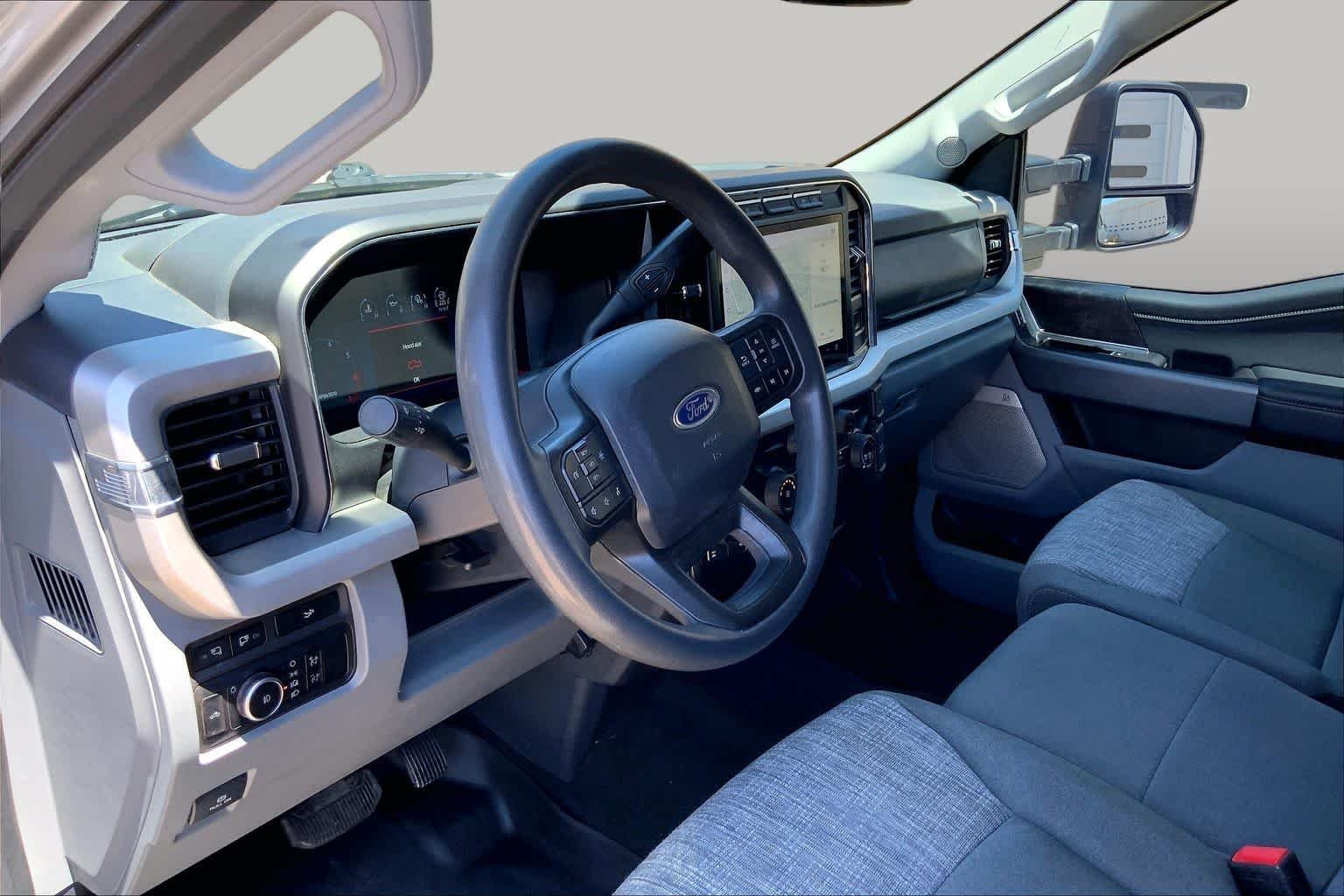 Certified Used 2023 Iconic Silver Metallic Ford XLT image 18