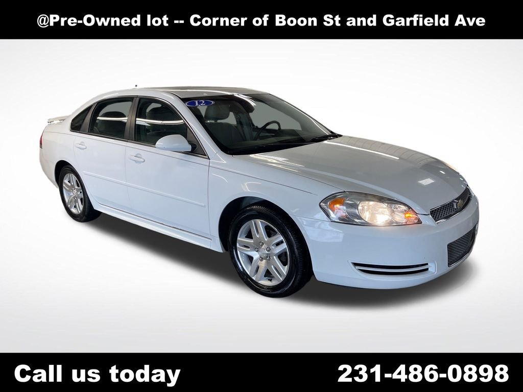 Used 2012 White Chevrolet LT image 7