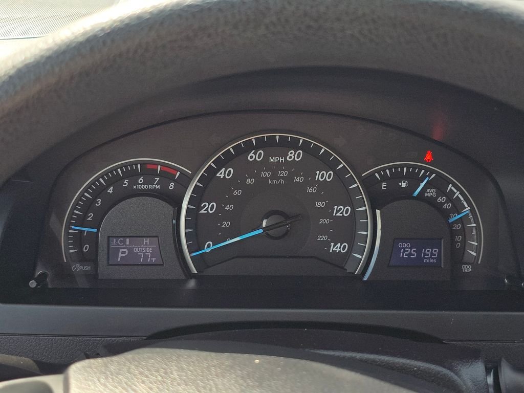 Used 2014 Beige Toyota LE image 23