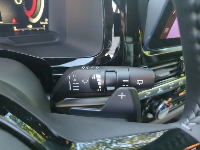 New 2026 Green Nissan SL image 32