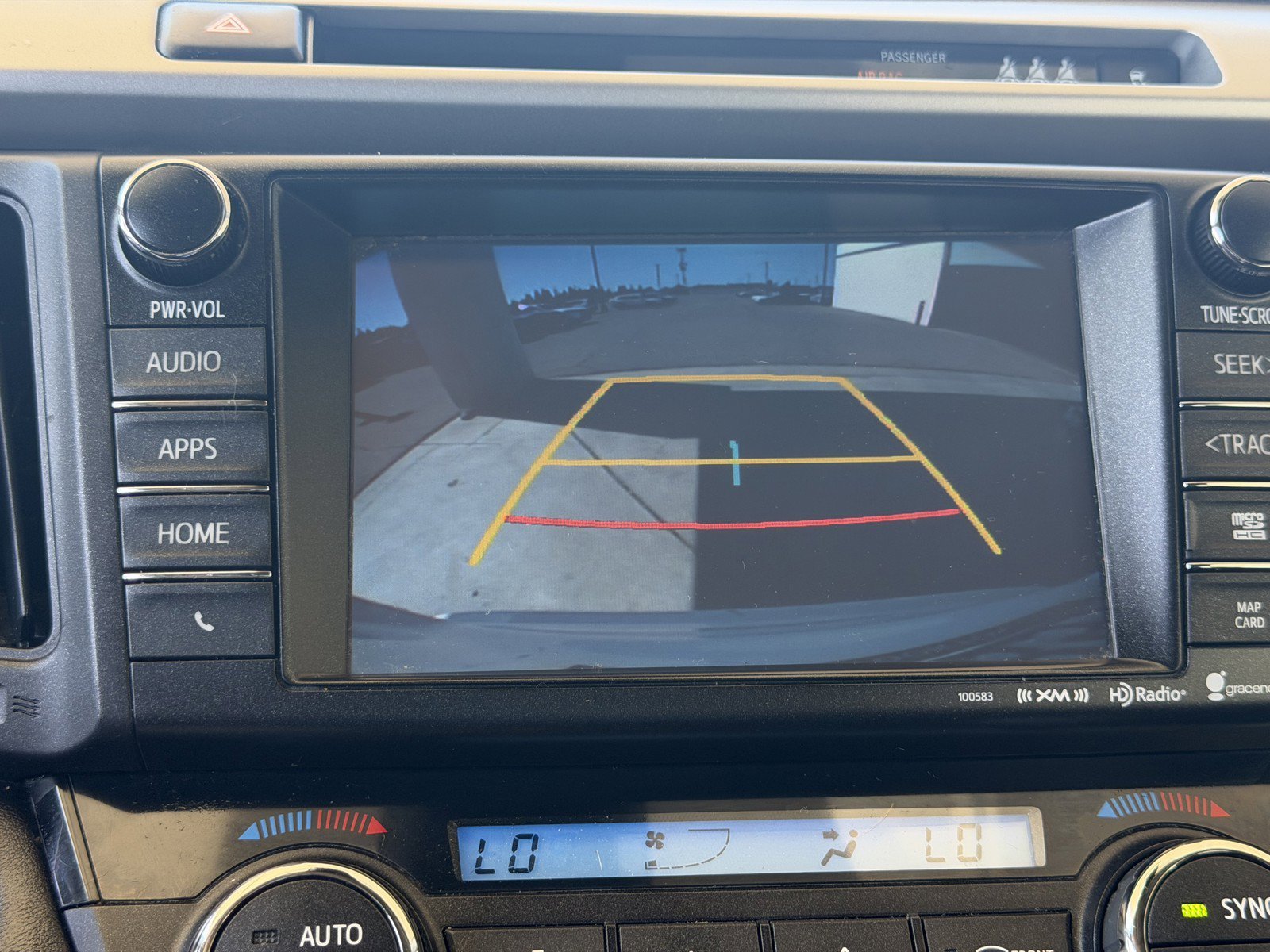Used 2017 Super White Toyota XLE image 10