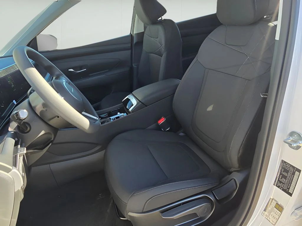 Used 2026 Serenity White Pearl Hyundai SE image 10