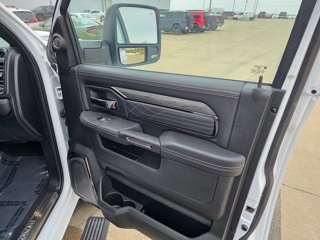 2025 RAM 2500 Limited - Photo 15