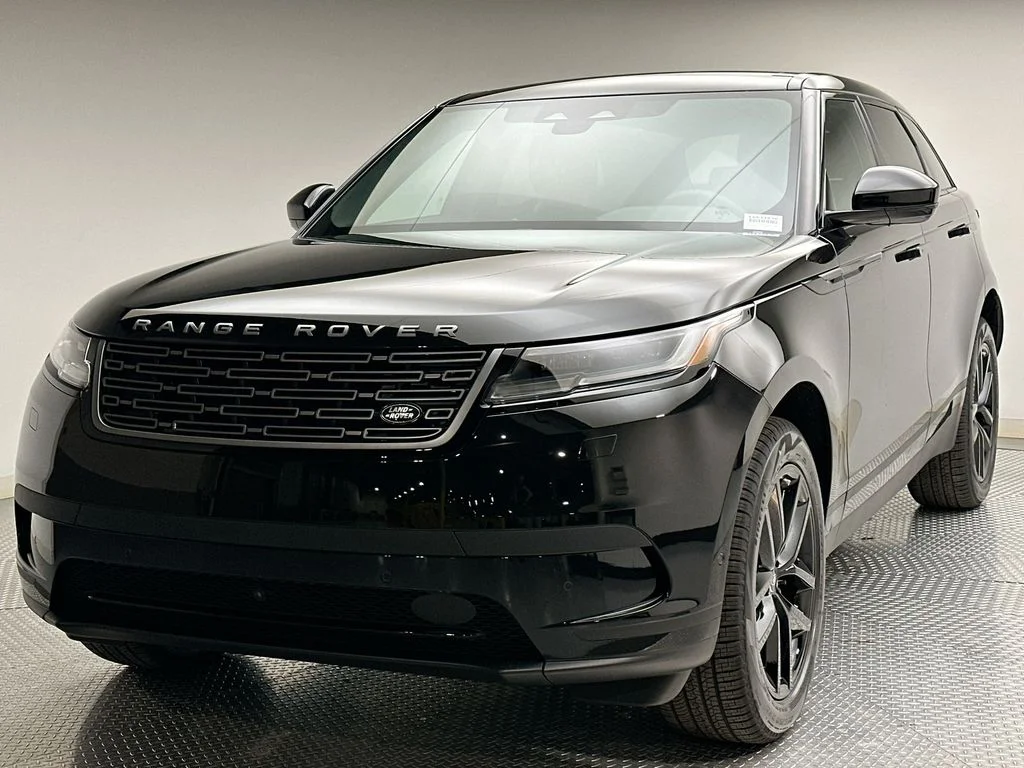 2026 Land Rover Range Rover Velar P250 S's photo