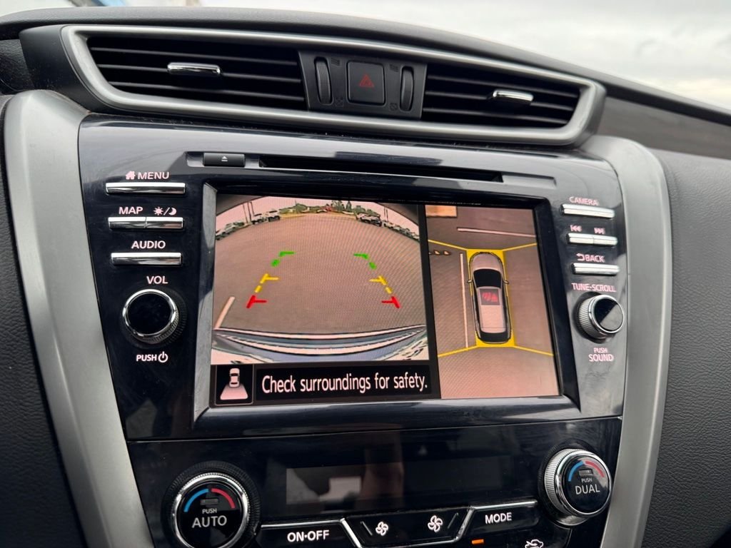 Used 2019 Blue Nissan Platinum image 12