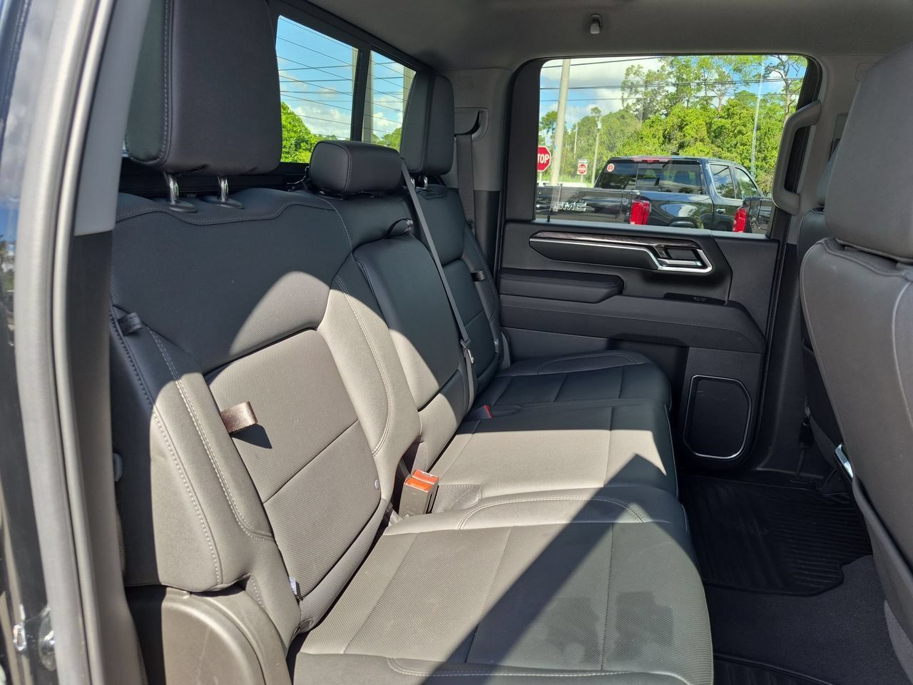 Used 2025 Black Chevrolet LTZ image 27
