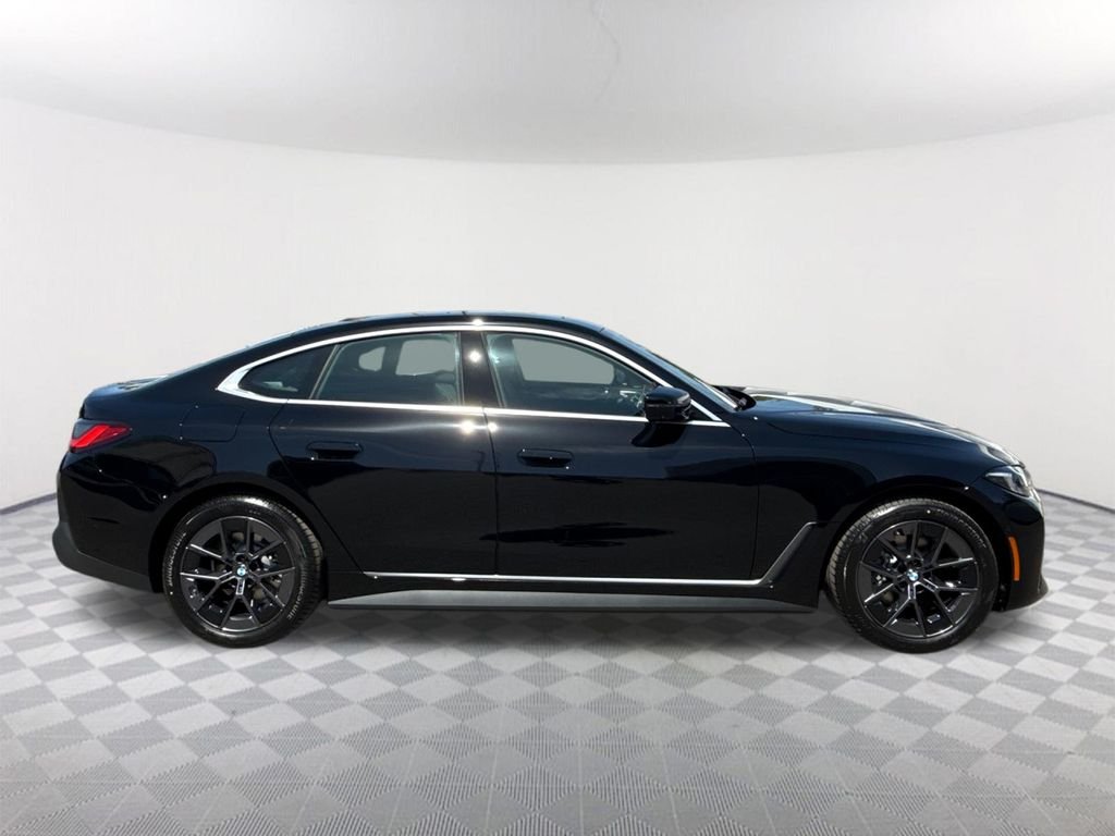 New 2026 Jet Black BMW eDrive40 image 3