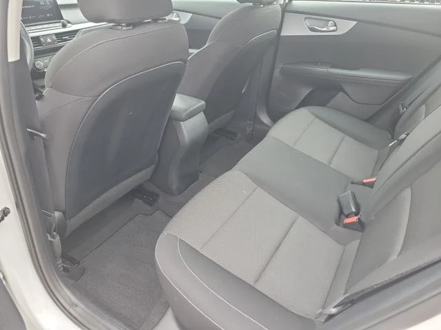 Used 2024 Snow White Pearl Kia LXS image 14