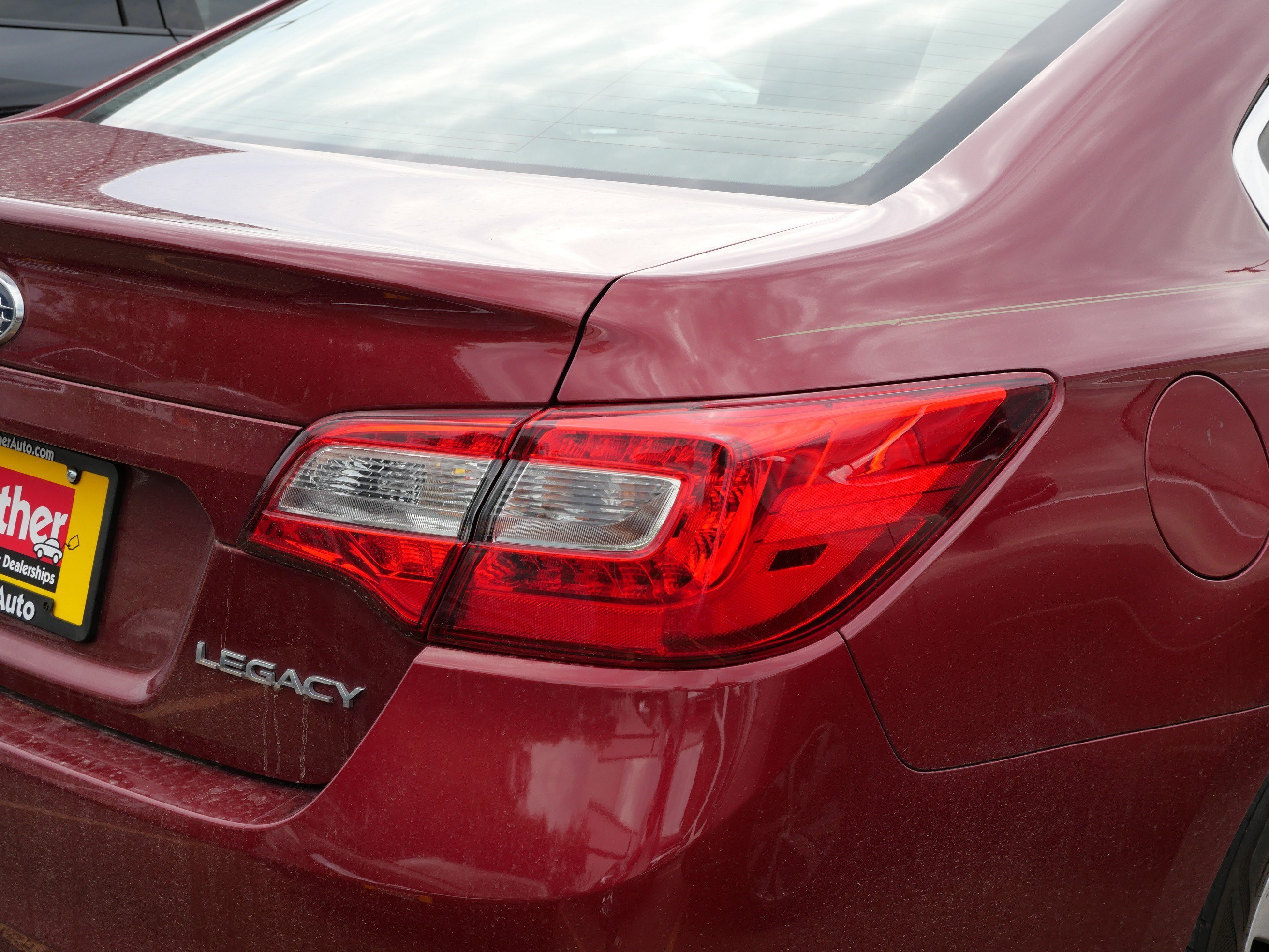 Used 2015 Venetian Red Pearl Subaru 2.5i Premium image 8