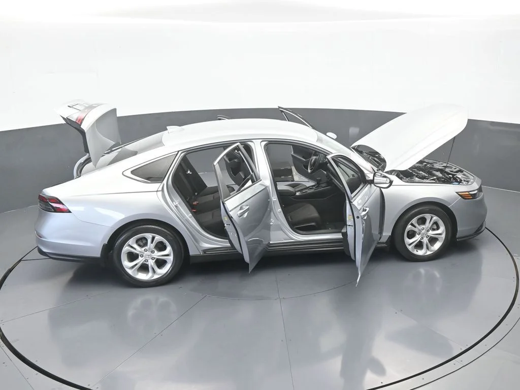Used 2024 Silver Honda LX image 63