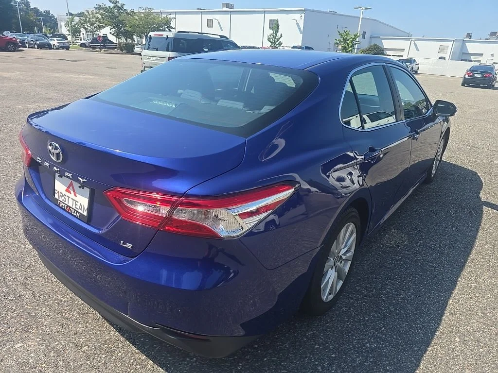 Used 2018 Blue Toyota LE image 5
