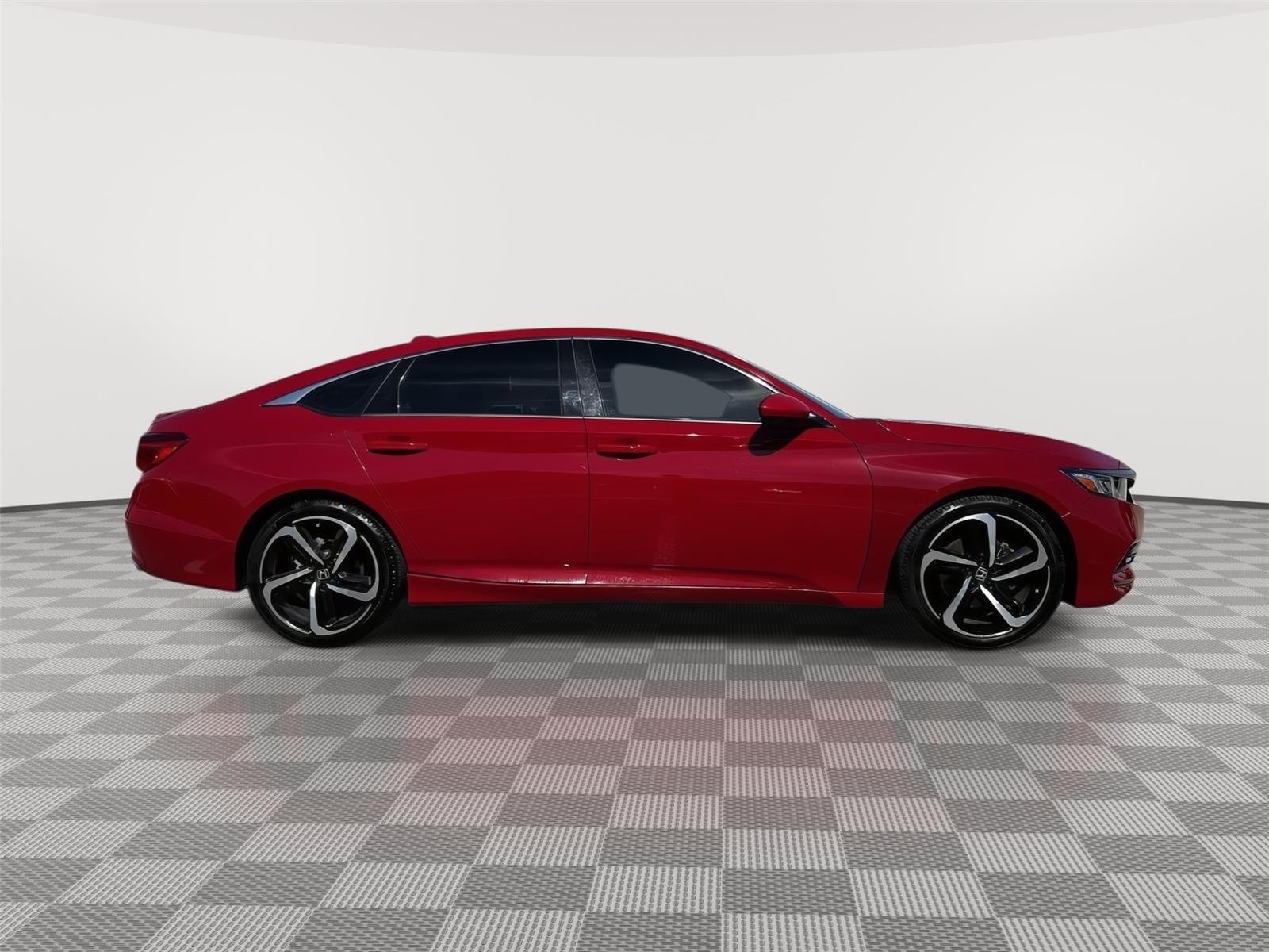 Used 2018 San Marino Red Honda Sport image 5