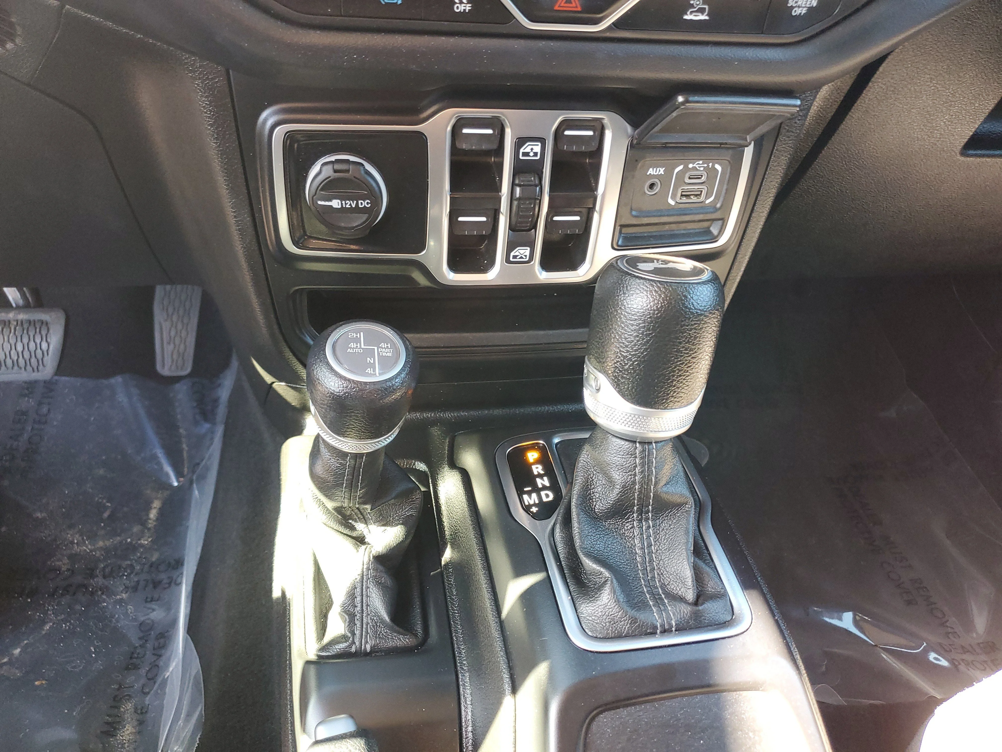 Used 2024 Silver Jeep Sahara 4xe image 18