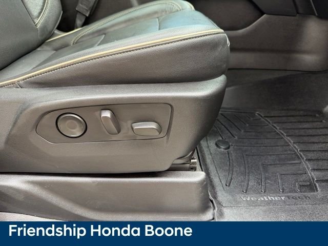 Used 2021 Gray Chevrolet Premier image 58