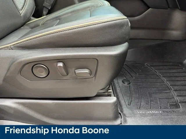 Used 2021 Gray Chevrolet Premier image 58