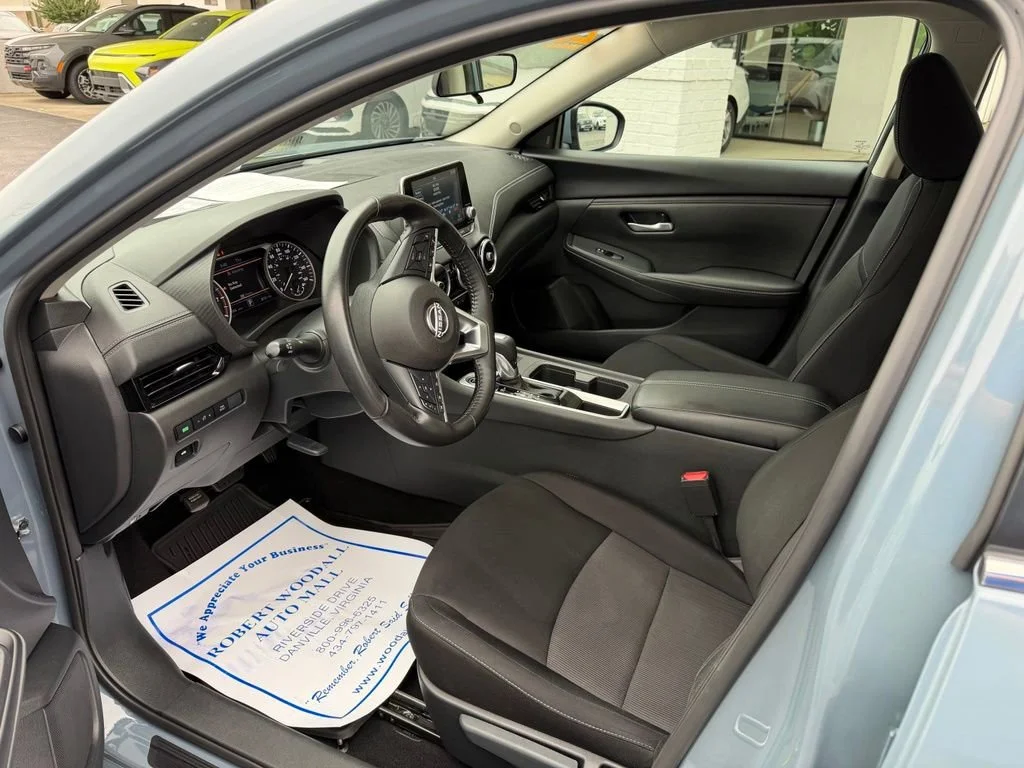 Used 2025 Gray Nissan SV image 11