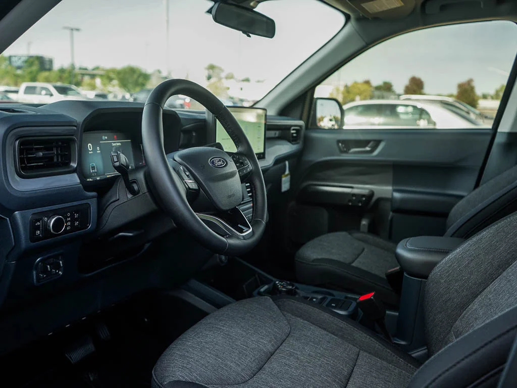 New 2026 Shadow Black Ford XLT image 15