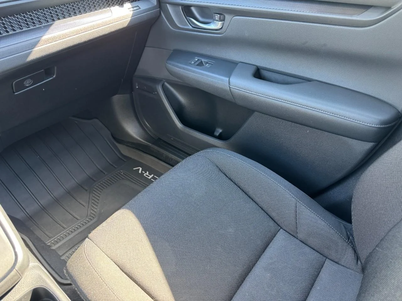 2024 Honda CR-V EX - Photo 16