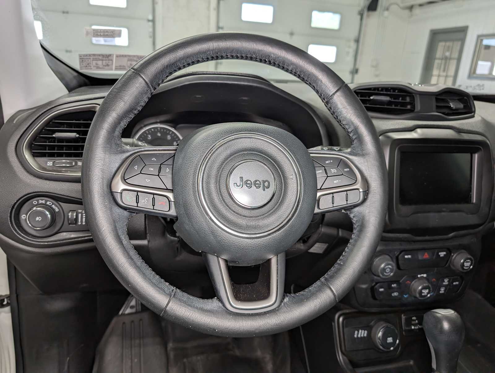 Used 2019 Alpine White Clearcoat Jeep Limited image 38