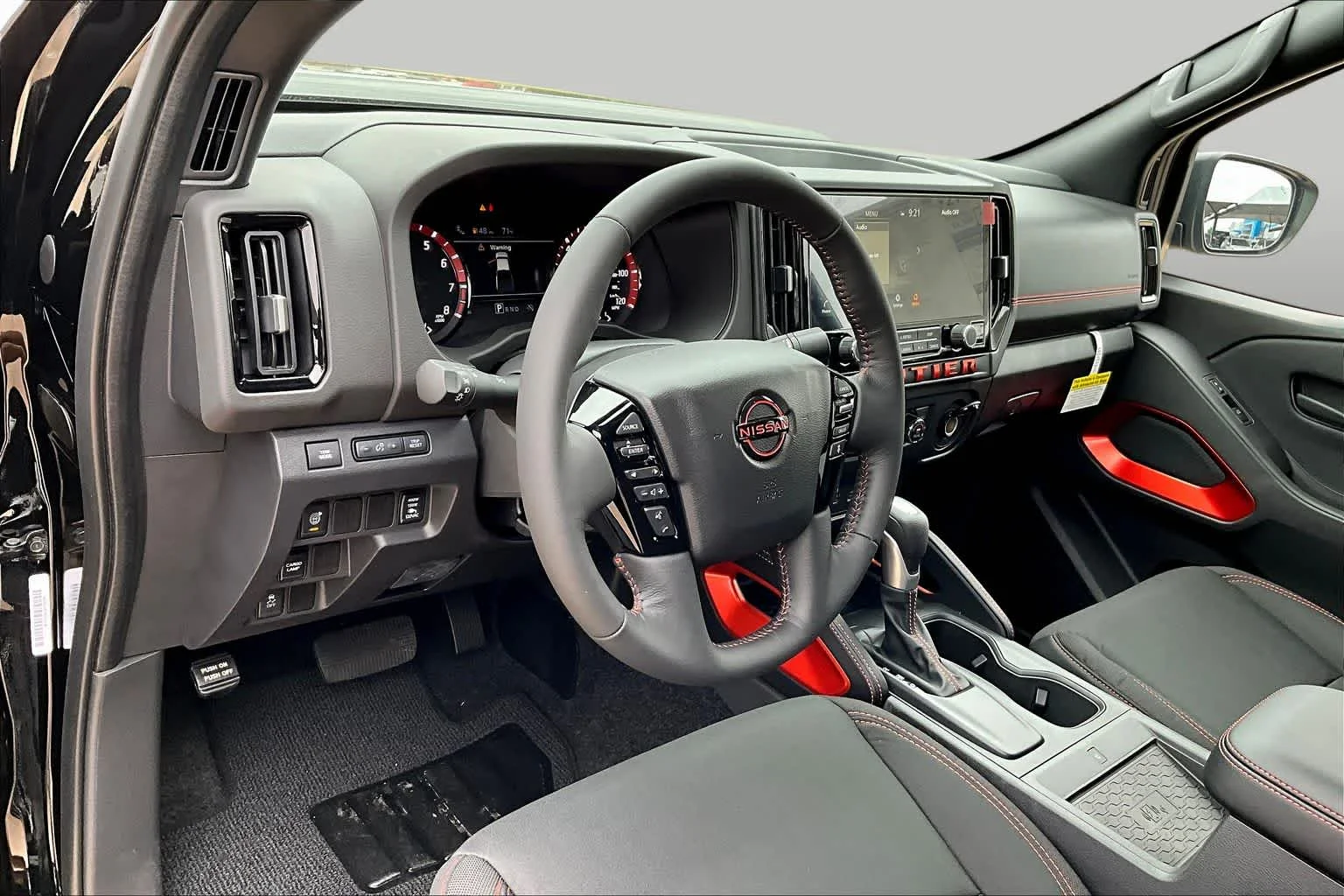 2026 Nissan Frontier PRO-X - Photo 8