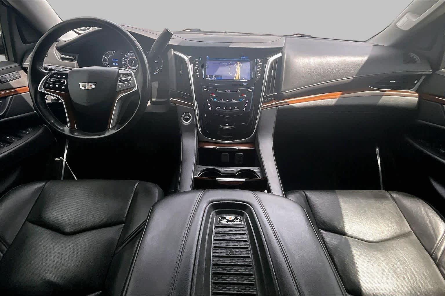 Used 2020 Crystal White Tricoat Cadillac Premium Luxury image 15