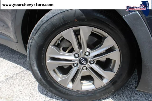 Used 2015 Blue Hyundai Base image 6
