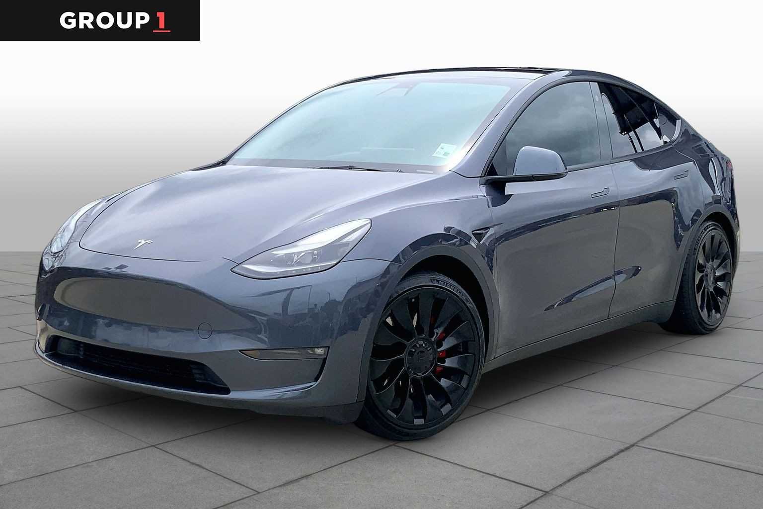 2022 Tesla Model Y Performance Dual Motor All-Wheel Drive's photo