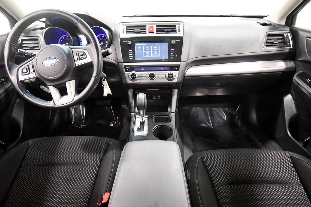 Used 2015 Red Subaru 2.5i Premium image 3