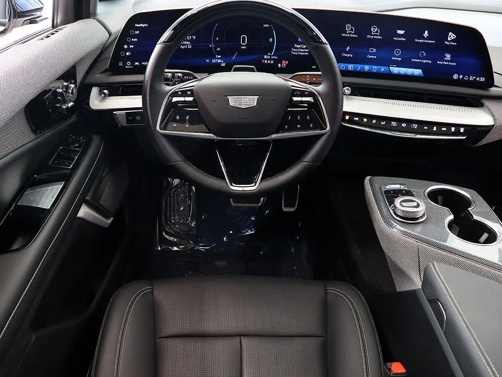 Used 2025 Crystal White Tricoat Cadillac Luxury 2 image 14