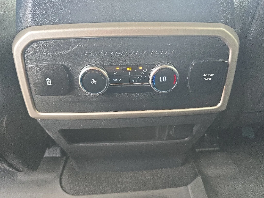 Used 2024  Ford XLT image 35