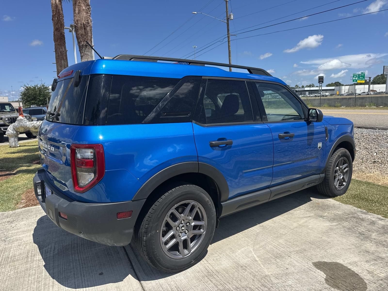 Used 2025 Blue Ford Big Bend image 5