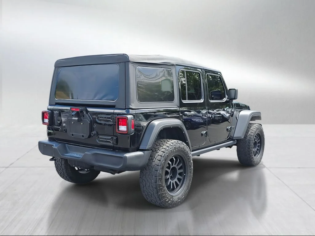 Used 2022 Black Clearcoat Jeep Unlimited Willys image 3