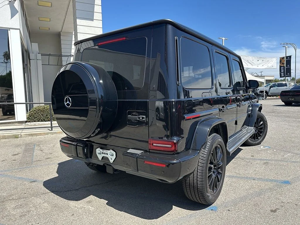 Used 2021 Black Mercedes-Benz G 550 image 4