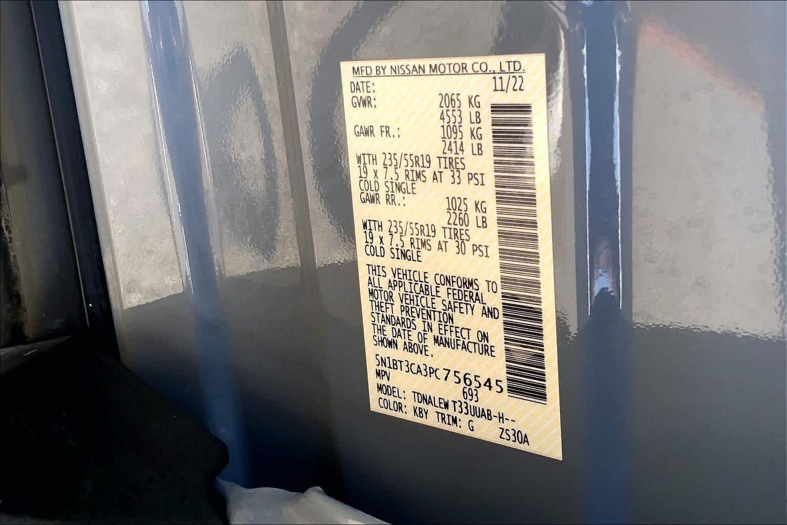 Used 2023 Boulder Gray Pearl Nissan SL image 34