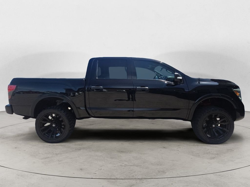 Used 2021 Black Nissan PRO-4X image 4