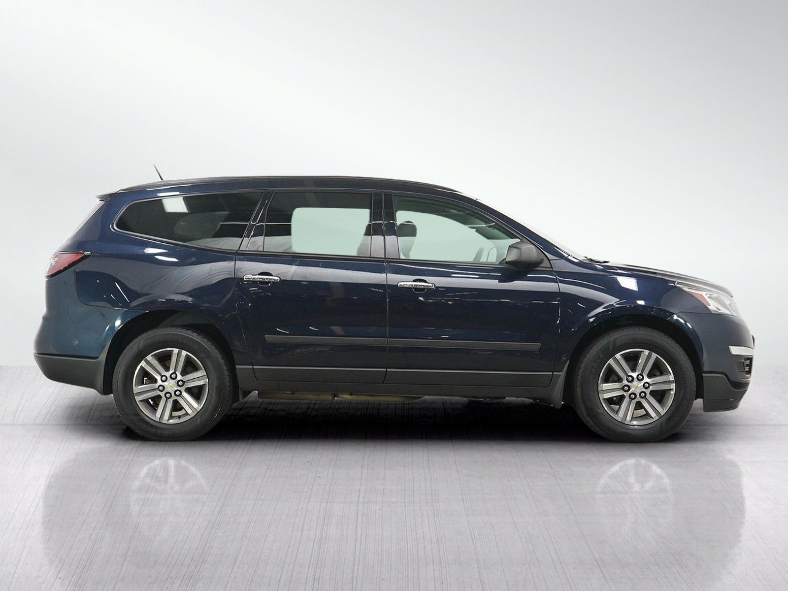 Used 2017 Blue Velvet Metallic Chevrolet LS image 6