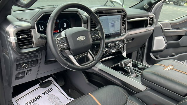 Used 2022 Silver Ford  image 19