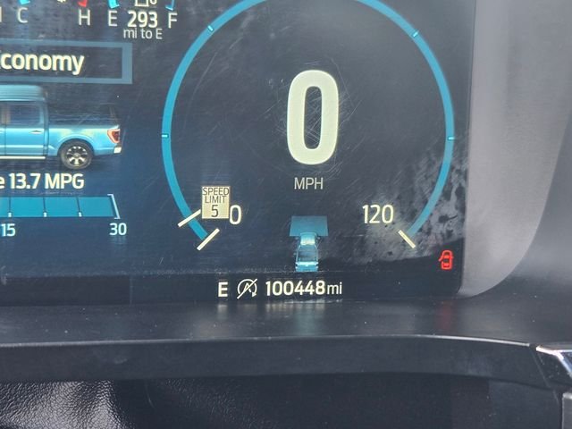 Used 2021  Ford Lariat image 18