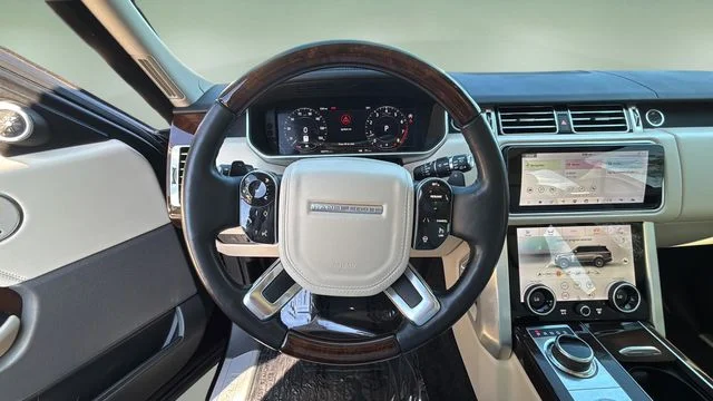 Used 2019  Land Rover 3.0L V6 Supercharged HSE image 11