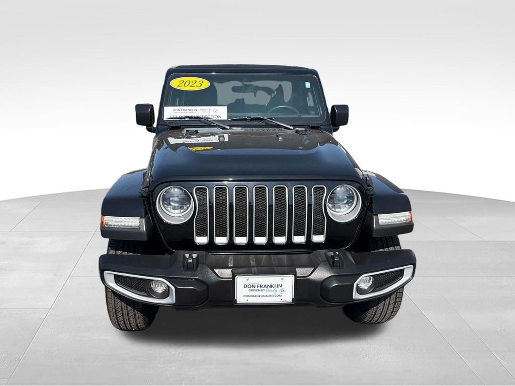 Used 2023 Black Jeep Sahara image 8