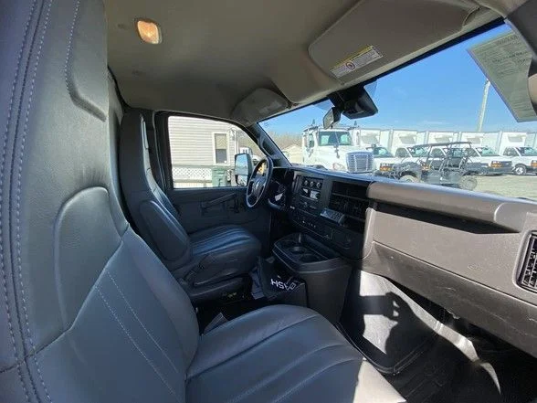 Used 2024 White Chevrolet Work Van image 22